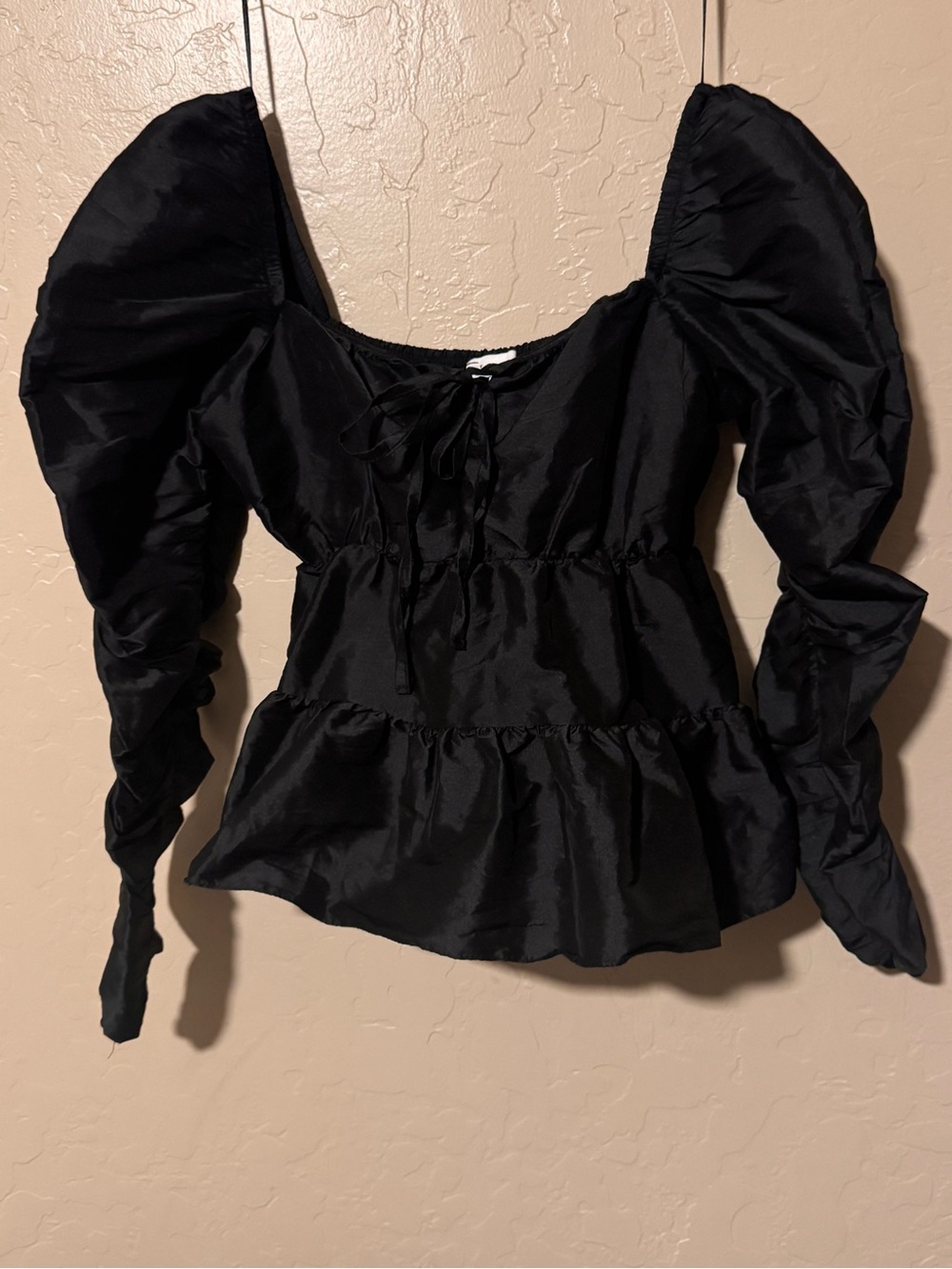 Topshop Black Puff-Sleeve Peplum Blouse